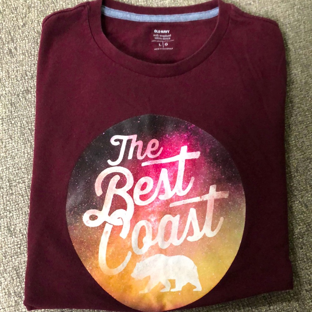 Old navy t shirt